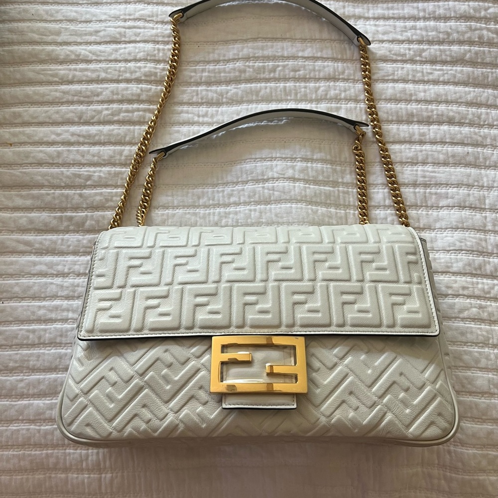 Fendi BAGUETTE CHAIN LARGE White nappa leather bag